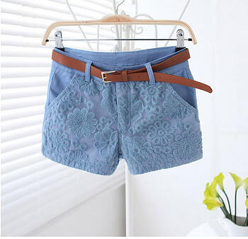 Mid Waist Short with Lace